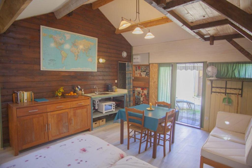 Apartmán Le Bon Chemin Ateliers Sainte-Nathalène Exteriér fotografie