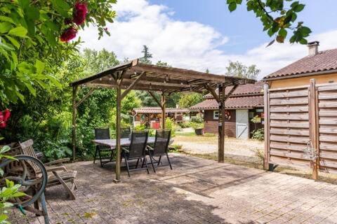 Apartmán Le Bon Chemin Ateliers Sainte-Nathalène Exteriér fotografie
